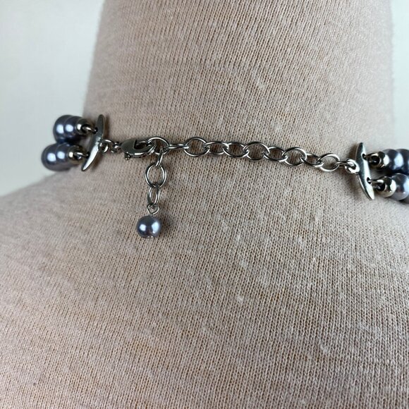 Faux Pearl Multi-Strand Statement Fashion Necklace Gray Glass Beads 17-20" - Picture 4 of 7